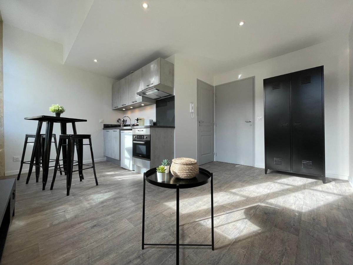 Superbes Studios De Charme, Lumineux Et Climatises En Plein Centre Bordeaux Eksteriør billede