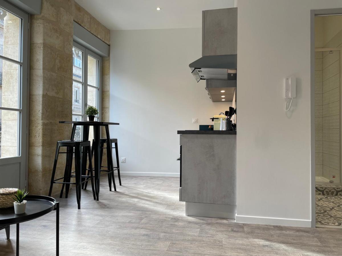 Superbes Studios De Charme, Lumineux Et Climatises En Plein Centre Bordeaux Eksteriør billede