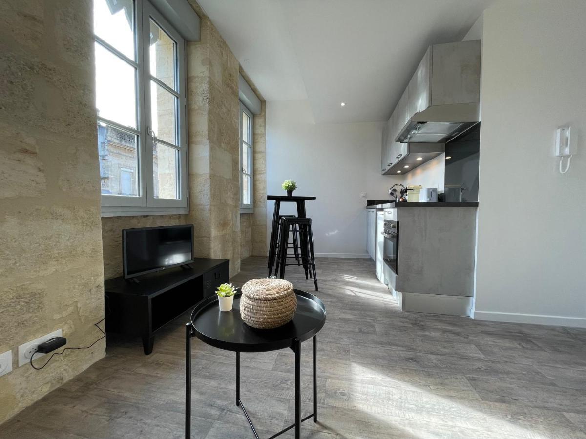 Superbes Studios De Charme, Lumineux Et Climatises En Plein Centre Bordeaux Eksteriør billede